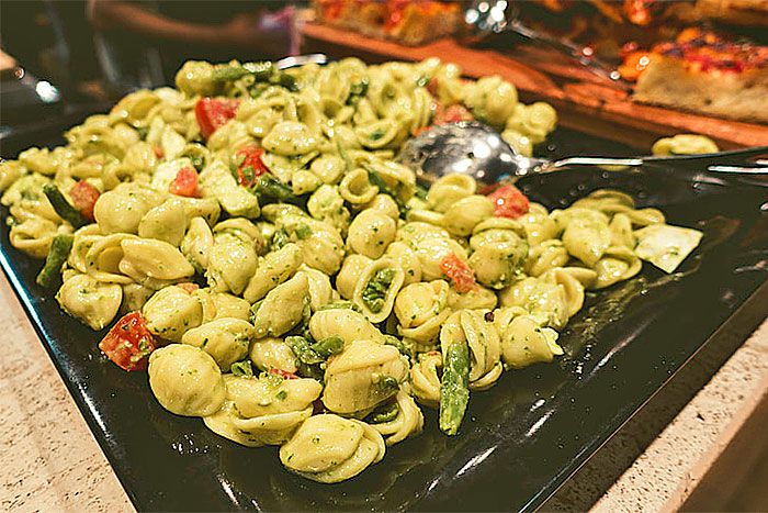 Pasta, ravioli or crepes machines for catering, restaurants & small production units